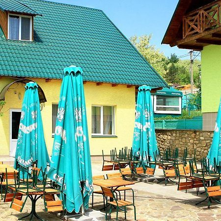 Rudkovtsy Перлина Дністра酒店 外观 照片